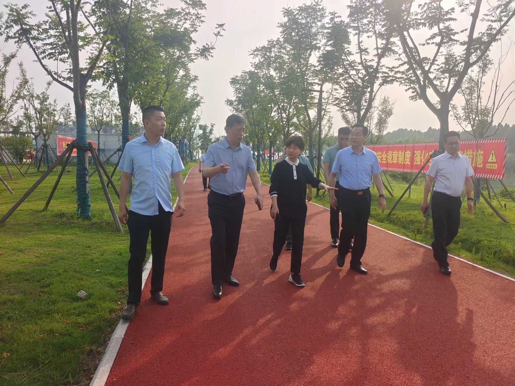 采投 采投