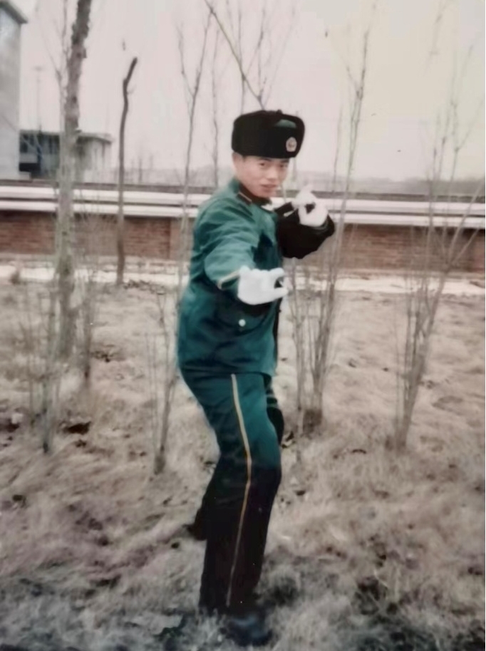 軍裝9 軍裝9